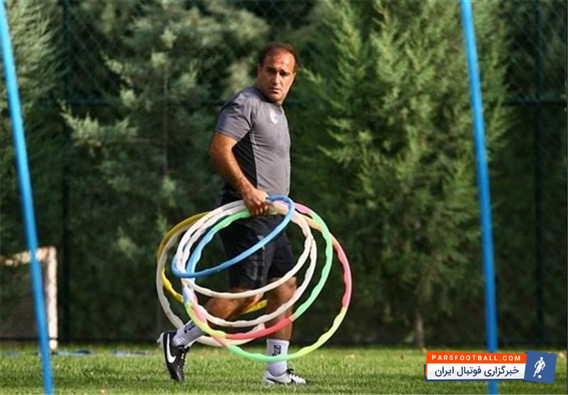 دین محمدی : داور به دلیل کیفیت بد زمین سعی میکرد با سوتهای زیاد مانع درگیری بازیکنان شود