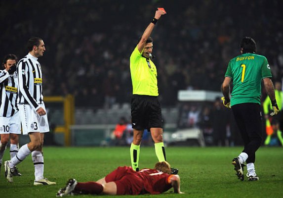 به گزارش فوتبال ايتاليا، رم از تاريخ 23 ژانويه 2010 موفق به پيروزی در زمين يوونتوس نشده است