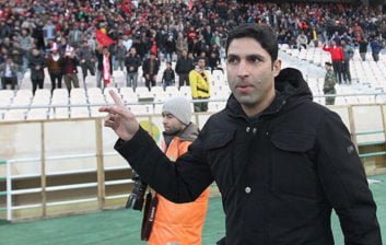 وحید هاشمیان بازیکن پیشین تیم ملی سال های پایانی فوتبال خود را در پرسپولیس گذراند