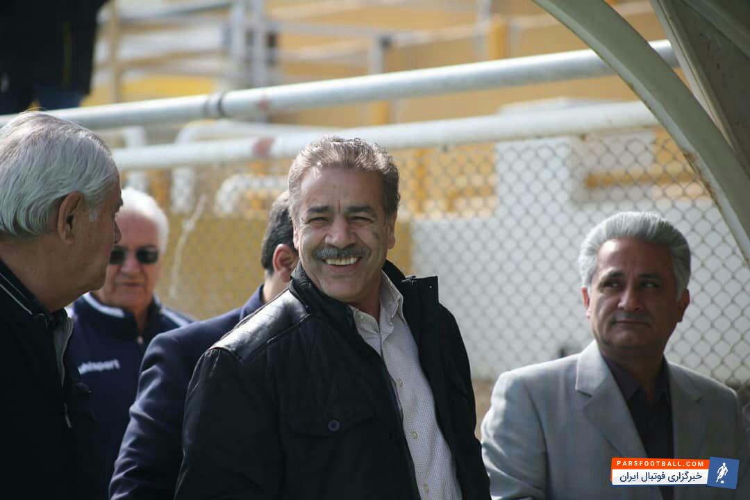 منصور ابراهیم زاده