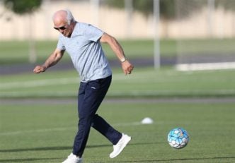 نصرالله عبداللهی سرپرست تیم فوتبال استقلال اعلام کرد که به کمیته انضباطی رفته است تا از هافبک ازبکستانی این تیم دفاع کند.