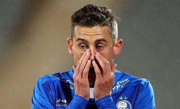 سرور جپاروف درباره محرومیت یک ماهه او از سوی کمیته انضباطی به دلیل خطای عمد روی بازیکن استقلال خوزستان در هفته هفدهم لیگ برتر اظهاراتی داشت.