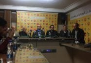 نشست خبری - بعدازظهر امروز (شنبه) نشست خبری سرپرست، اعضای هیئت مدیره، مدیر و سرمربی تیم پرسپولیس در محل این باشگاه برگزار آغاز شد. در حالی که پیش از این اعلام شده...