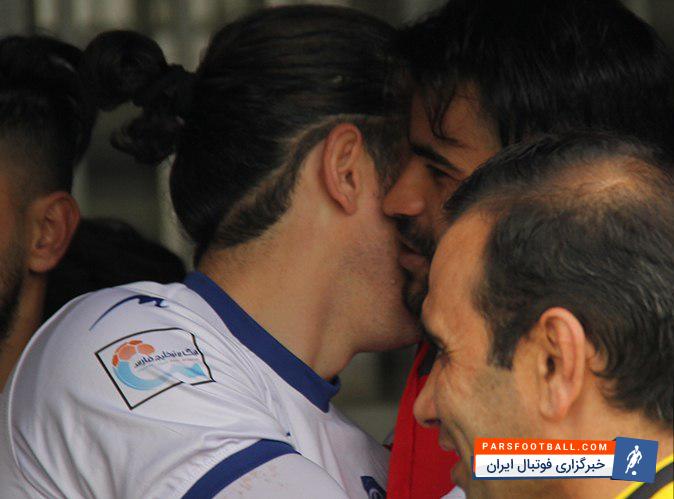 در بازی های گسترش در این فصل همواره شاهد این بودیم زمانی که بازیکنان مطرح تیم های حریف با آندرانیک تیموریان مواجه شدند و با صمیمیت به خوش و بش پرداختد.