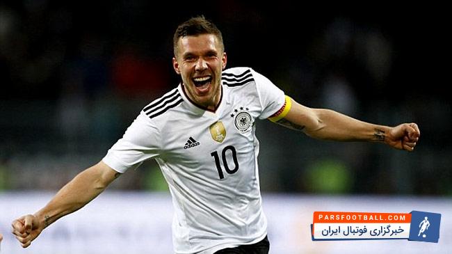 لوکاس پودولسکی ستاره سابق آرسنال در شهر کلن کبابی مخصوص باز کرد