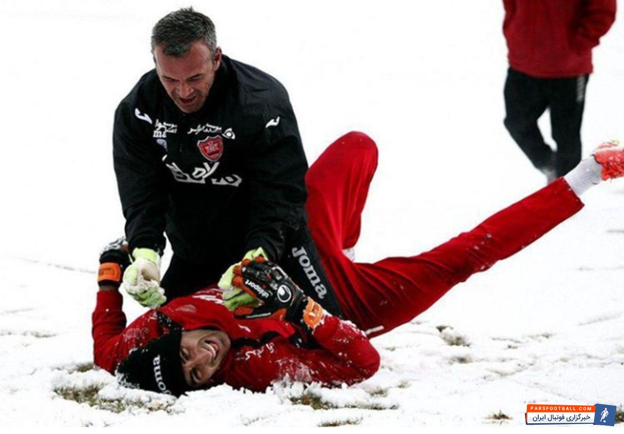 ایگور پانادیچ (مربی دروازهبانان پرسپولیس) با بیرانوند دروازه بان ملی پوش پرسپولیس شوخی جالبی انجام داد.