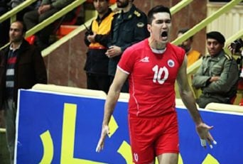 میکائیل تاجر