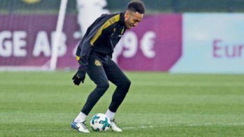 اوبامیانگ مهاجم تیم دورتموند در آستانه انتقال به تیم فوتبال آرسنال است