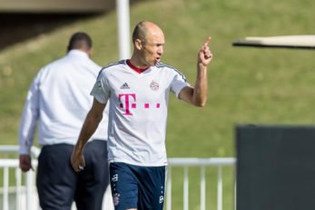 آرین روبن ستاره هلندی بایرن مونیخ خواهان روشن شدن تمدید قرار دادش شد