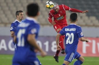 شجاع خلیل زاده پس از مشکلی که برای او در جریان بازی ایجاد شد پس از پایان بازی راهی بیمارستان شد تا قسمت شکافته شده سر و ابروی خود را بخیه بزند.