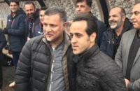 یش از آغاز دیدار سپیدرود و سایپا علی دایی و علی کریمی با یکدیگر برخورد گرمی داشته و بعد از مدت‌ها با یکدیگر خوش و بش و به نوعی آشتی کردند.