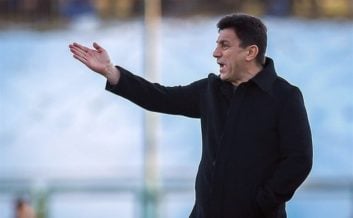 امیر قلعه‌ نویی سرمربی تیم فوتبال ذوب‌آهن