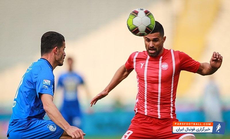 محمد غلامی مهاجم تیم فوتبال سپیدرود رشت معتقد است که جدایی علی کریمی به سود این تیم تمام نخواهد شد ؛ معتقدم اگر کریمی برود، شانس ماندنمان در لیگ کم می شود.