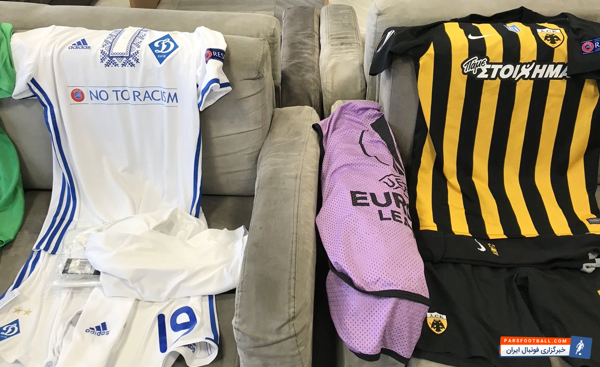 از لباس تیم فوتبال آ.اک اتن در دیدار برابر دیناموکیف در لیگ اروپا رونمایی شد