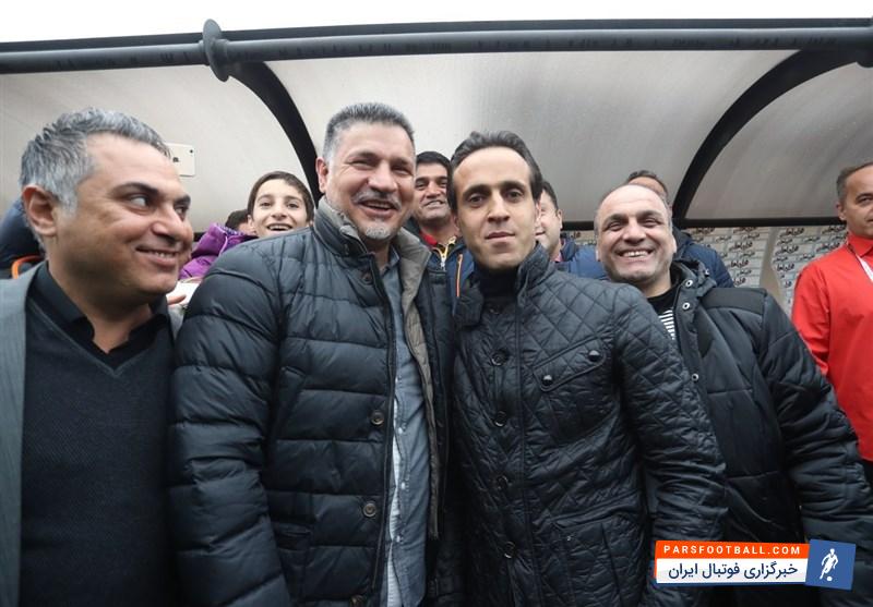 در بین دو نیمه دیدار سپیدرود رشت و سایپا کریمی به بازیکنان خود هشدار داد. 2 درس اساسی که علی کریمی به شاگردانش داد : تشویق دایی و وقت کشی ممنوع.