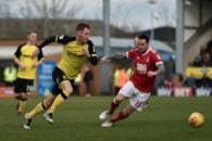 امشب (شنبه) بورتون و ناتینگهام فارست در چارچوب هفته سی‌ودوم چمپیونشیپ انگلیس رو در روی هم قرار گرفتند که این رویارویی با نتیجه تساوی بدون گل پایان یافت.