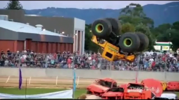 هنرننمایی ماشین های مانستر