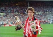 مهارت ها و گل های مک منمن اسطوره باشگاه فوتبال لیورپول انگلیس