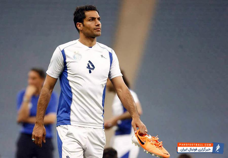 امیرحسین صادقی گفت:استقلال پس از شکست در دیدار رفت مقابل پرسپولیس برای اعاده حیثیت و دفاع از جایگاه واقعی خود به مصاف این تیم در شهرآورد هشتاد و ششم می رود.