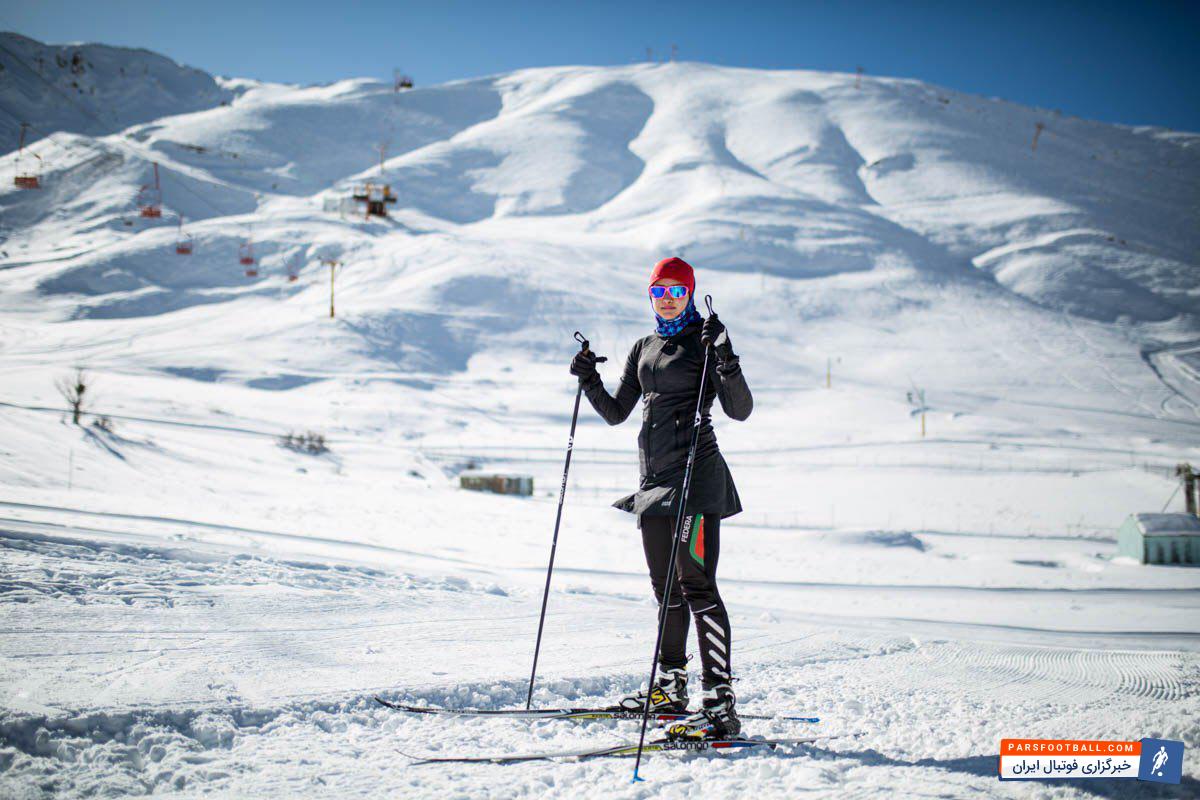 تصویری از سمانه بیرامی باهر ، ملی‌پوش اسکی صحرانوردی را مشاهده می کنید که پرچمدار کاروان جمهوری اسلامی ایران در افتتاحیه بازی‌های المپیک زمستانی ۲۰۱۸ بود.