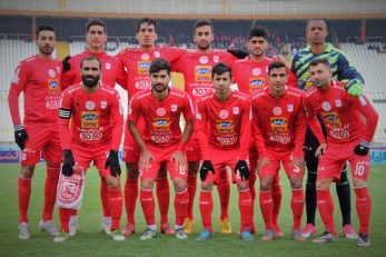 تراکتورسازی و پارس جنوبی جم از دقایقی پیش به مصاف هم رفته اند