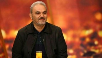 محمد پورکند هنرمند سرپل ذهابی چهره جواد خیابانی را بر روی یکی از کانکس ها کشیده است