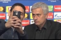 سلفی غیرمنتظره خبرنگار با مورینیو