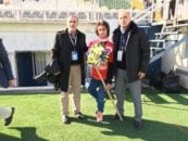 تجلیل هواداران تراکتورسازی از هوادار معلول