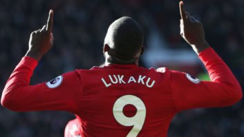 لوکاکو ستاره منچستریونایتد ازانتخابش برای بازی در این تیم به جای چلسی دفاع کرد