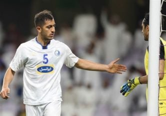 در اواخر بازی استقلال و العین مجید حسینی مصدوم شدو بعد از بازی با پزشکان استقلال راهی بیمارستانی در العین شد وی دقایقی پیش از بیمارستان مرخص شد.