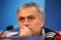 مورینیو سرمربی تیم منچستریونایتد جواب انتقاد تند دی بوئر به خودش را داد