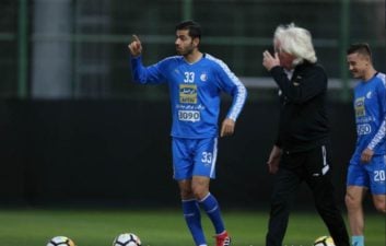 منتظری مدافع ملی پوش استقلال می تواند در بازی برابر العین دقایقی برای این تیم بازی کند.