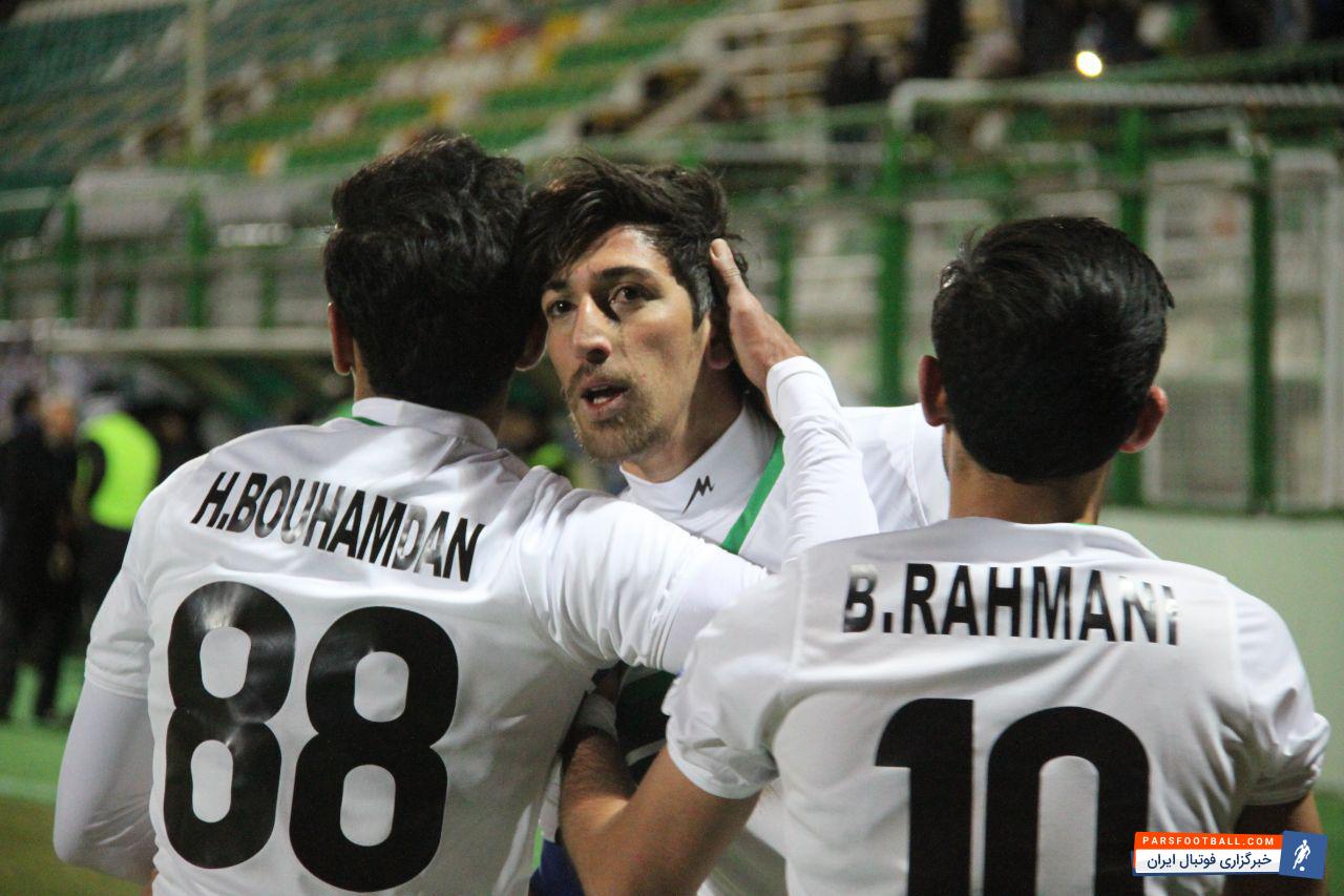 ارگان خبری باشگاه ذوب‌ آهن ، ورزشگاه فولادشهر میزبان نوروزی همه مردم شهر در حمایت از نماینده ایران در لیگ قهرمانان باشگاه های آسیا خواهد بود.با خریداری بلیت های مسابقه توسط اسپانسر باشگاه ذوب آهن، دیدار حساس این تیم مقابل الدوحیل قطر رایگان اعلام شد.