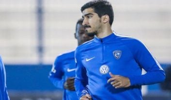 الهلال ؛ الحافظ مدافع الهلال به دلیل مصدومیت دیدار برگشت برابر استقلال را از دست داد