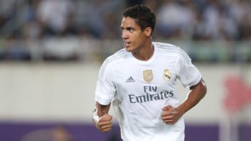 مورینیو سرمربی منچستریونایتد درخواست جذب واران مدافع رئال را از مسئولان تیمش داشته است