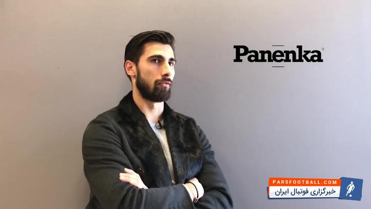 گومز : اغلب خودم را در جایی حبس می‌کنم تا با کسی برخوردی نداشته باشم