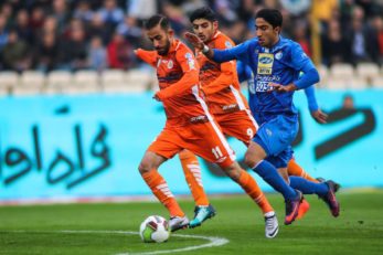 علی قلی‌ زاده ، هافبک تکنیکی و ملی‌ پوش سایپا یکی از این بازیکنانی است که بازی‌ های بسیار خوبی در این فصل به نمایش گذاشته است و مورد توجه استقلال است.