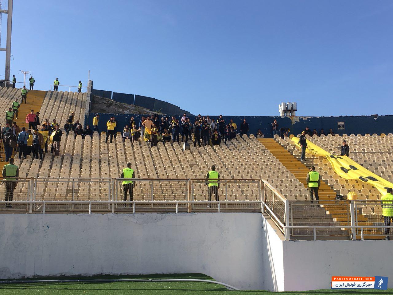 هواداران دو تیم سپاهان و تراکتورسازی