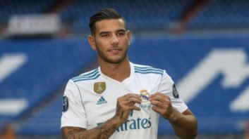 رئال مادرید ؛تصویر واکنش جالب تئو هرناندز خطاب به کسانی که به داوری معترض بودند