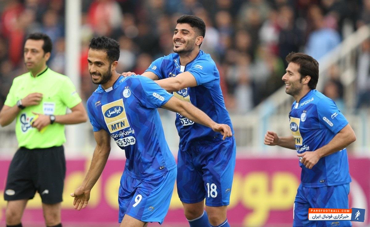 تصمیم فعلی استقلال برای خرید بازیکن، فعلا روی خرید یک بازیکن از ذوب آهن و یک بازیکن از سایپا متمرکز است و برخلاف سال گذشته از تعدد خرید بازیکن خبری نیست.