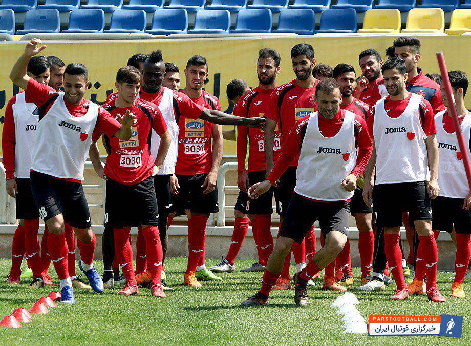 برانکو ایوانکوویچ سرمربی کروات پرسپولیس با توجه به قطعیت قهرمانی و بازی حساس هفته آینده احتمالا در بازی امروز به چند مهره باتجربه تیمش استراحت بدهد.