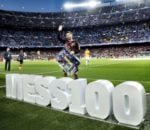 پیش از شروع دیدار بارسلونا و رم به مناسبت صد گله شدن مسی در لیگ قهرمانان از وی تقدیر به عمل آمد.