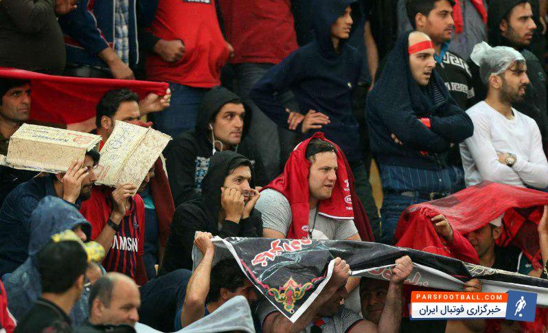 تمام اتفاقاتی که در ورزشگاه تختی رخ داد، همان چیزی بود که در رویاهای هواداران و بازیکنان نساجی مازندران ترسیم می شد تیم فوتبال نساجی در شرایطی موفق شد پس از 24 سال به لیگ برتر صعود کند که در ثانیه های پایانی زده شدن یک گل در ورزشگاه هفتم تیر بابل می توانست، تیم هم استانی را به جای آنها راهی لیگ برتر کند