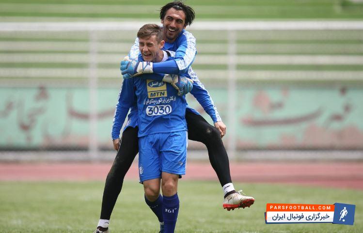 مهدی رحمتی بی تردید در بازی رفت برابر ذوب آهن یکی از تلخ ترین صحنه های بازی را رقم زد، جایی که بعد از پنالتی که در دقیقه 93 بازی دریافت کرد با چهره اشک بار زمین بازی را ترک کرد هرچند که مهدی رحمتی بعد از بازی در مصاحبه تلویزیونی اعلام کرد که حق تیمش شکست نبوده و این نتیجه جبران می شود.