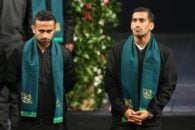 احسان حاج‌صفی به غیر از یکدوره کوتاه که برای گذراندن خدمت سربازی به تراکتورسازی رفت، در ایران پیراهن هیچ تیمی غیر از سپاهان را برتن نکرده احسان حاج‌صفی از همین تیم هم لژیونر شد و یکی از سپاهانی های قدیمی محسوب می شود.