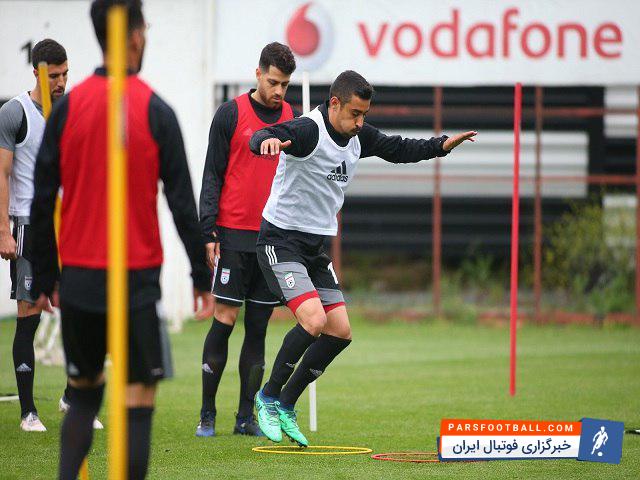 رضا قوچاننژاد تنها گلزن تیم ایران در جام جهانی ۲۰۱۴ با پشت سر گذاشتن هجمههایی که پیرامون حضورش در لیست نهایی کیروش بود، مشغول تمرین است.