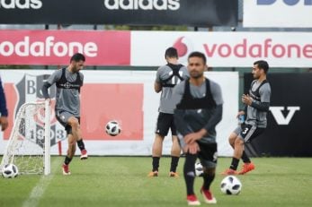 بازیکنان تیم ملی ایران تمرینات آماده سازی جالبی را برای رویارویی با تیم ملی ترکیه در کمپ تمرینی این کشور انجام می دهند. تیم ملی کشورمان روز دوشنبه در یک دیدار تدارکاتی به مصاف تیم ملی ترکیه خواهد رفت.