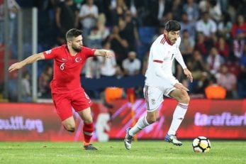 تیم ملی ایران درحالی برابر ترکیه شکست خورد که مهدی ترابی نیز دقایقی فرصت بازی پیدا کرد مهدی ترابی به جای جهانبخش وارد زمین شد و در پست وینگر راست بازی کرد اما توانایی بازی در پست های خط هافبک و وینگر چپ را نیز دارد.