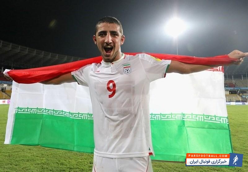 صیادمنش ستاره‌ تیم ملی نوجوانان ایران با باشگاه استقلال قرارداد امضا کرد