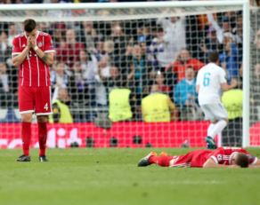 دلداری روبن و بواتنگ به بازیکنان بایرن مونیخ